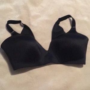 Soma vanishing back bra 40D
